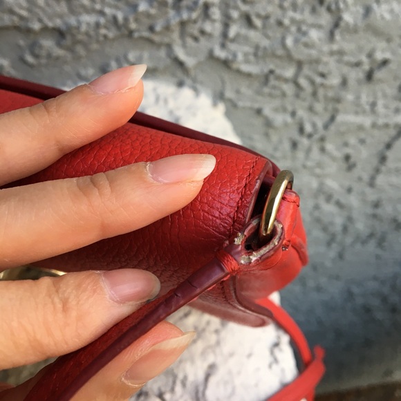 Coach crossbody bag red gold hardware - Picture 9 of 16